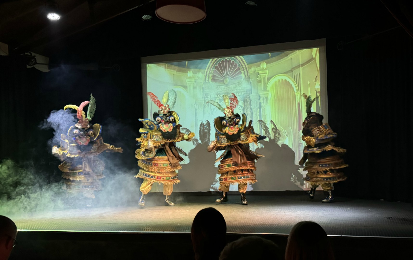 Show at Espacio Cultural Origenes, Sucre