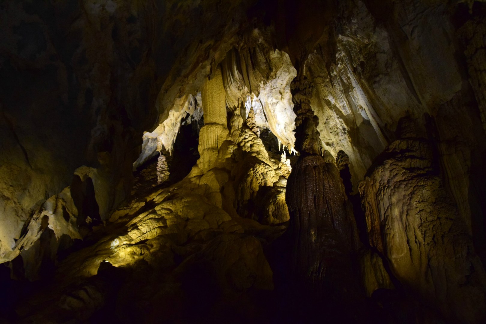 Lang Cave, Gunung Mulu National Park