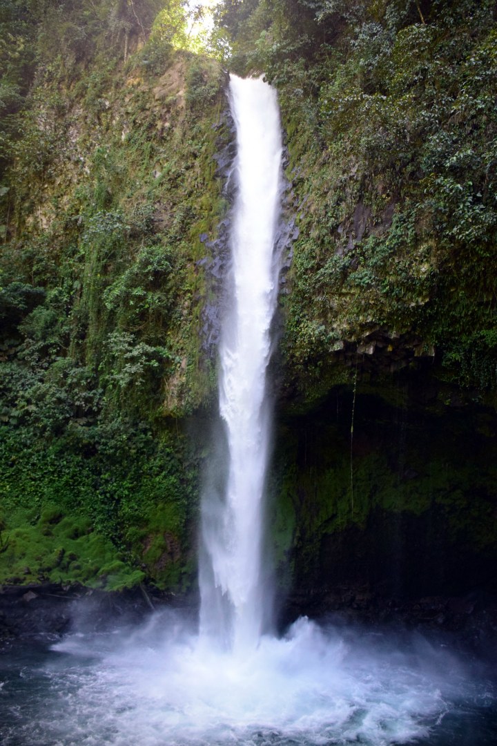 Rio Fortuna Waterfall, Arenal Volcano National Park