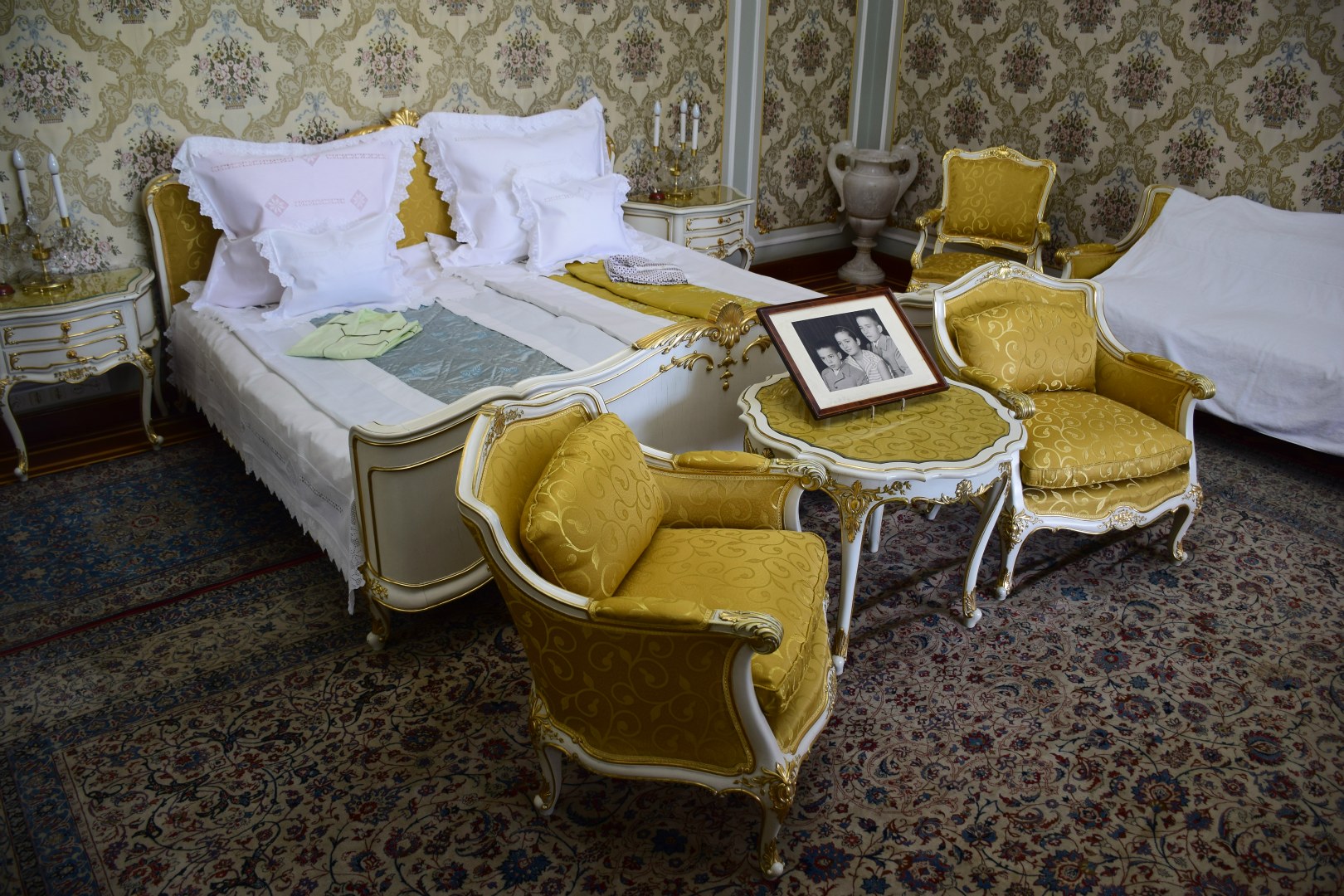 Nicolae Ceausescu's Bedroom, Ceausescu Mansion, Bucharest