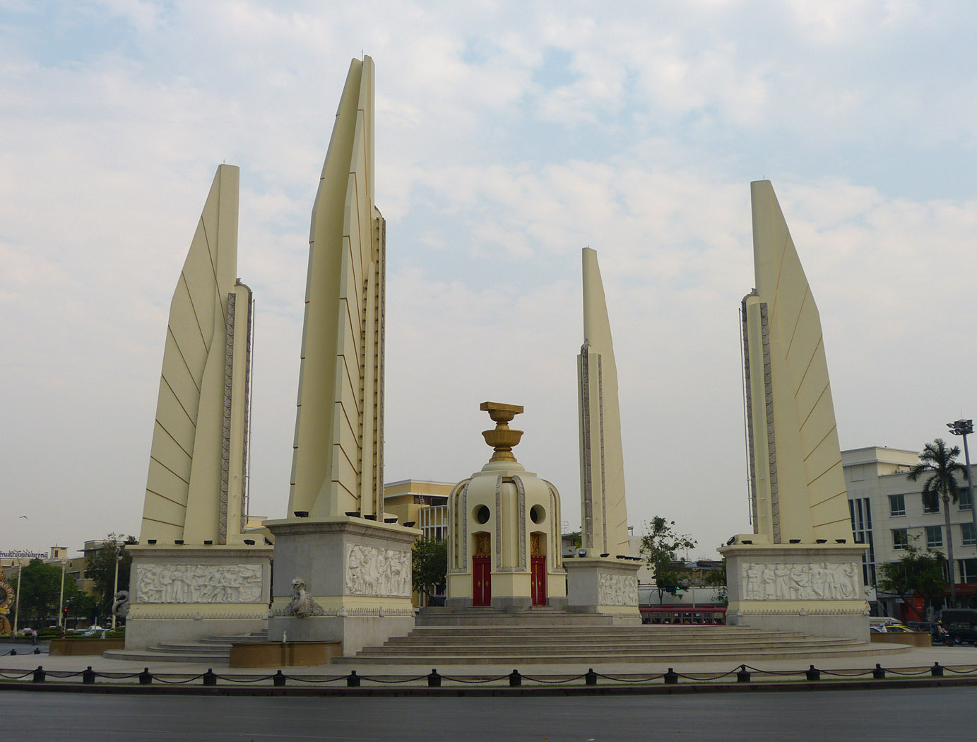 Democracy Monument, Bangkok