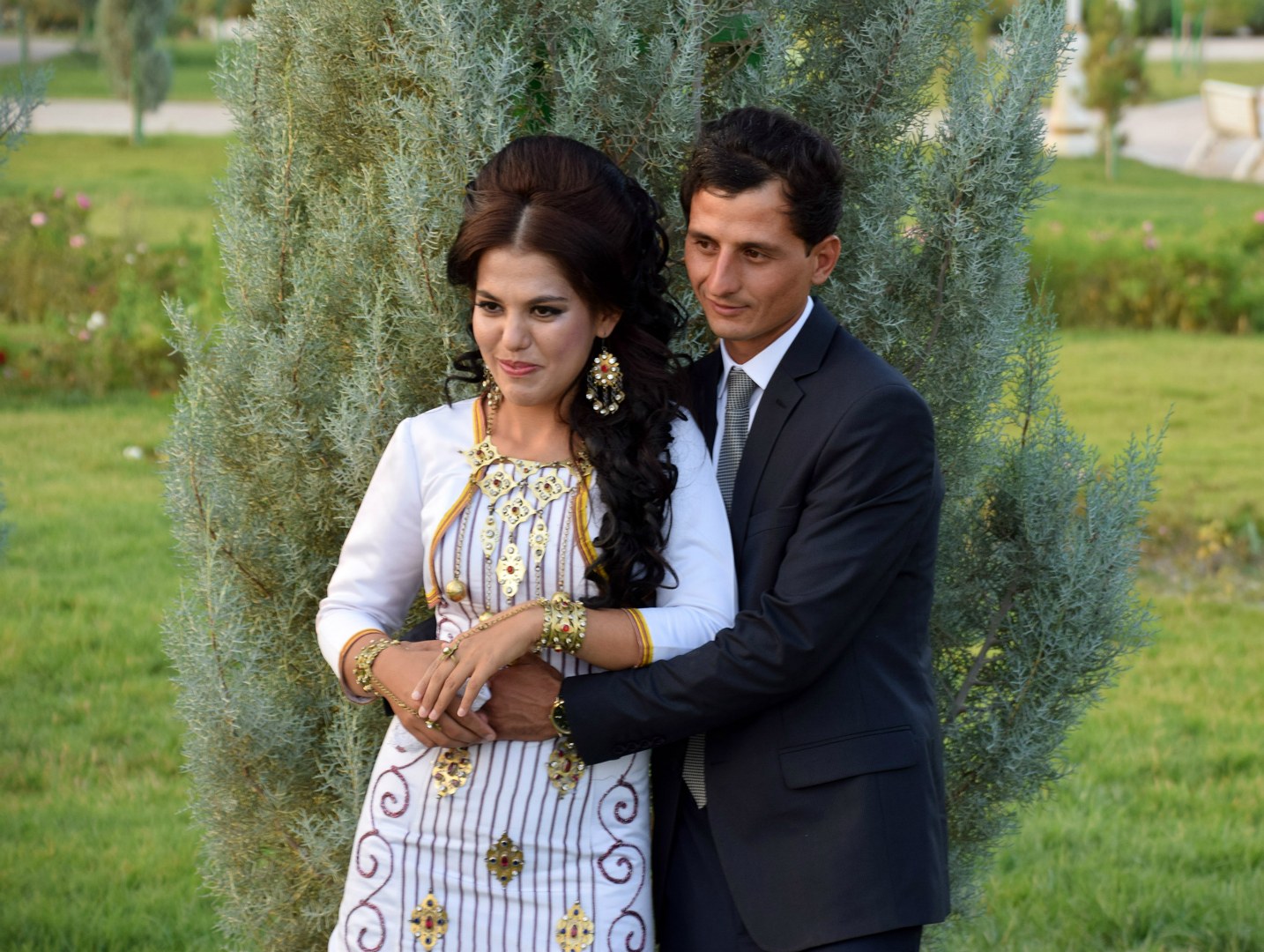 Newlywed couple, Ashgabat