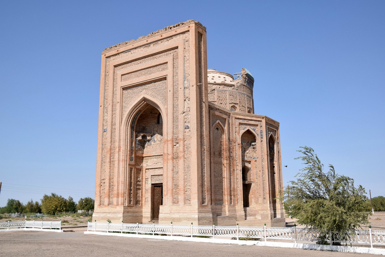Turabek-Khanum Mausoleum, Konye Urgench
